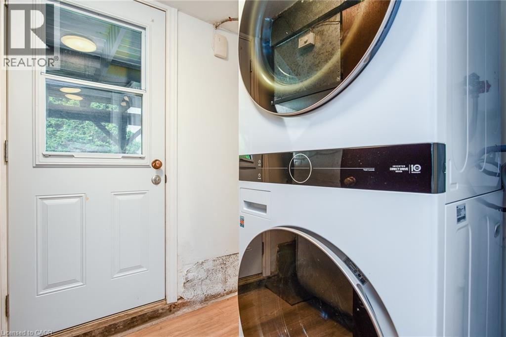 Photo 6 of 12 Academy Crescent, Waterloo ON