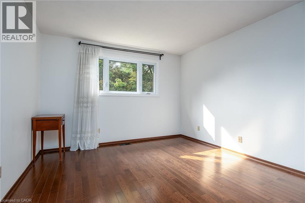Photo 45 of 12 Academy Crescent, Waterloo ON