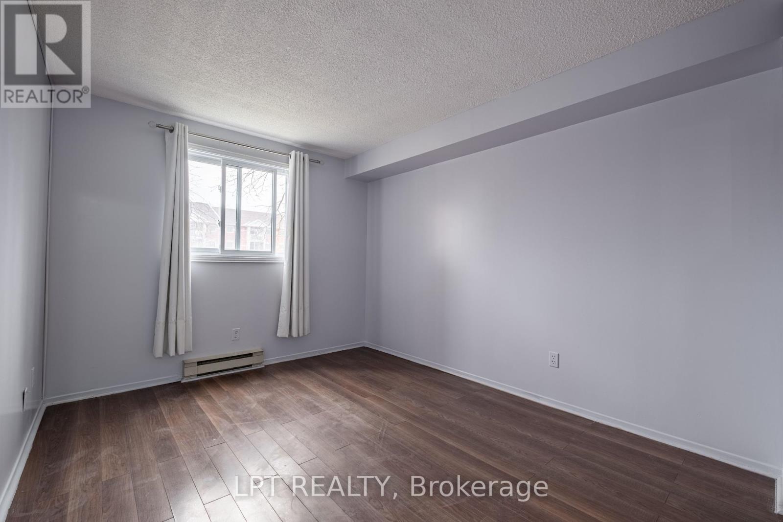 Photo 13 of 204 310 Kingsdale Avenue, Kingston ON