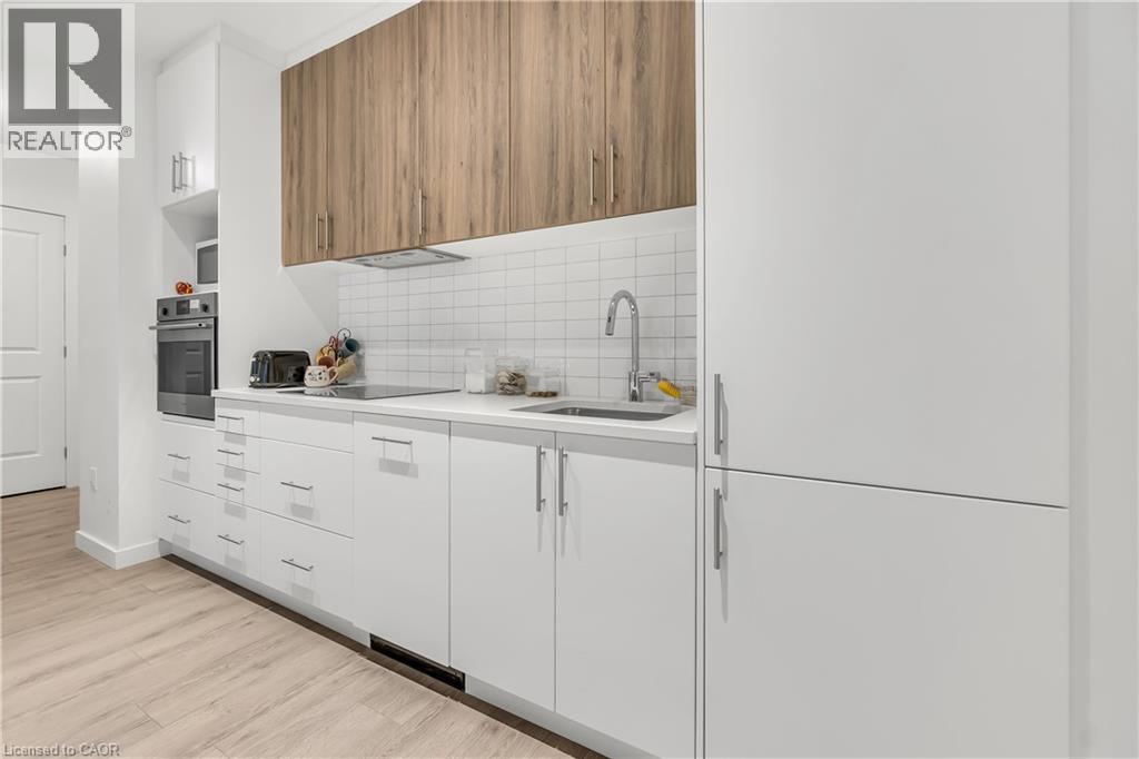 Photo 11 of 181 King Street S Unit 1408, Waterloo ON