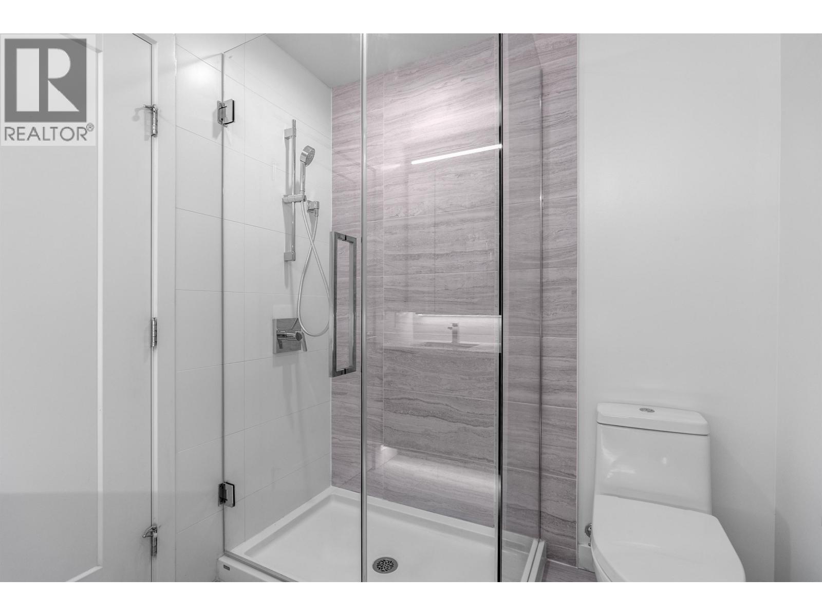 Photo 13 of 2702 2311 Beta Avenue, Burnaby BC