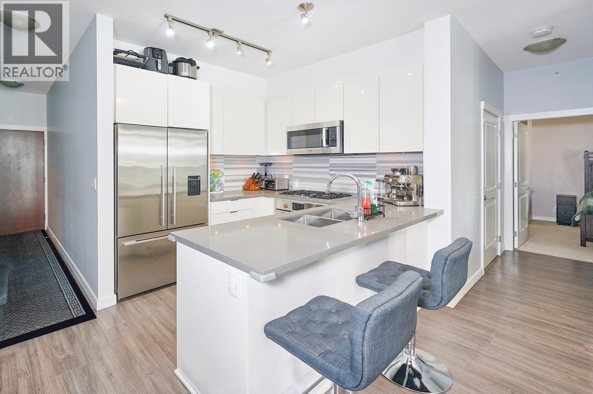 Photo 3 of 503 3168 Riverwalk Avenue, Vancouver BC