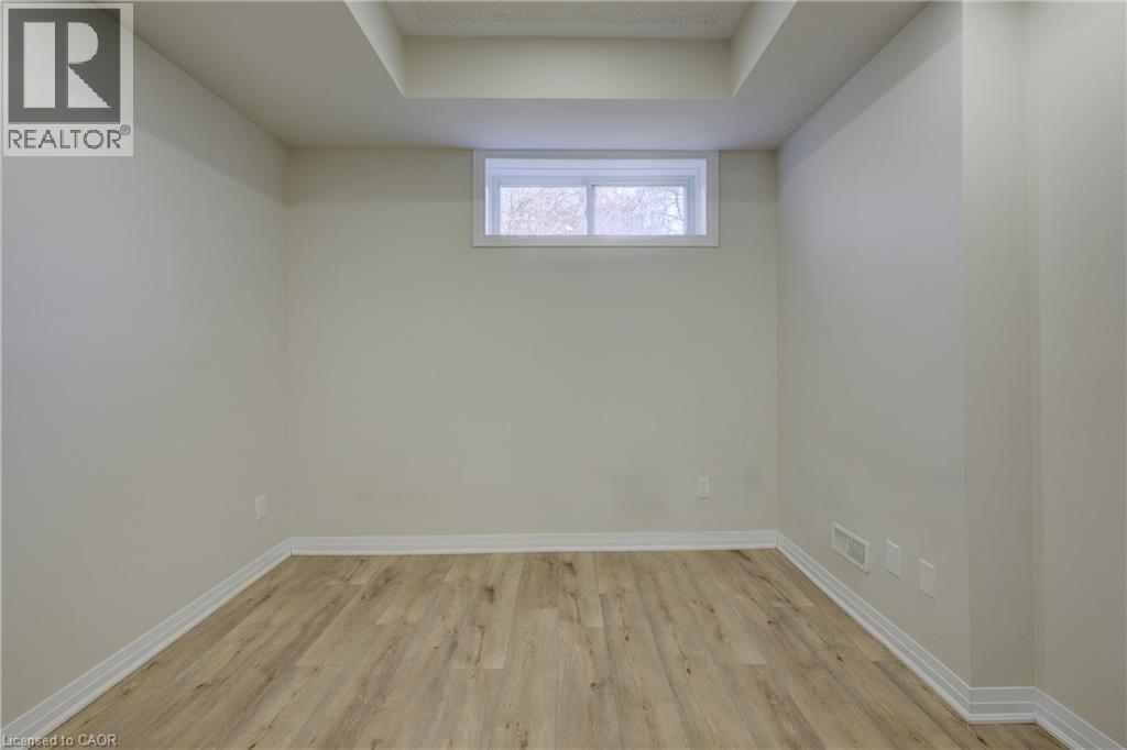 Photo 24 of 25 Isherwood Avenue Unit A 1, Cambridge ON