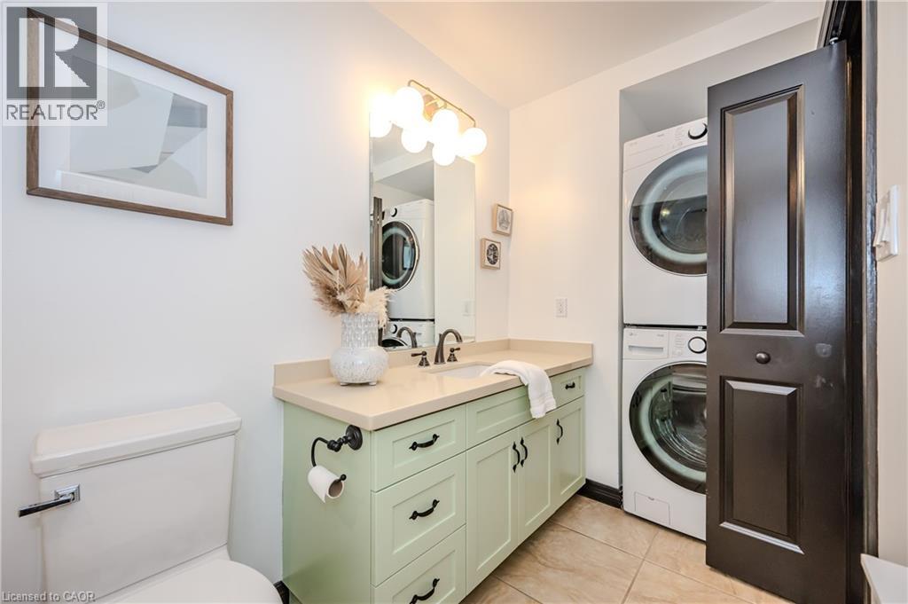 Photo 24 of 76 B Cardigan Street, Guelph ON