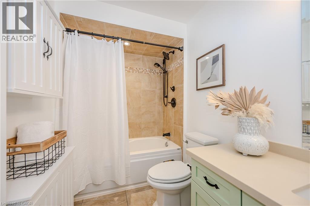 Photo 19 of 76 B Cardigan Street, Guelph ON