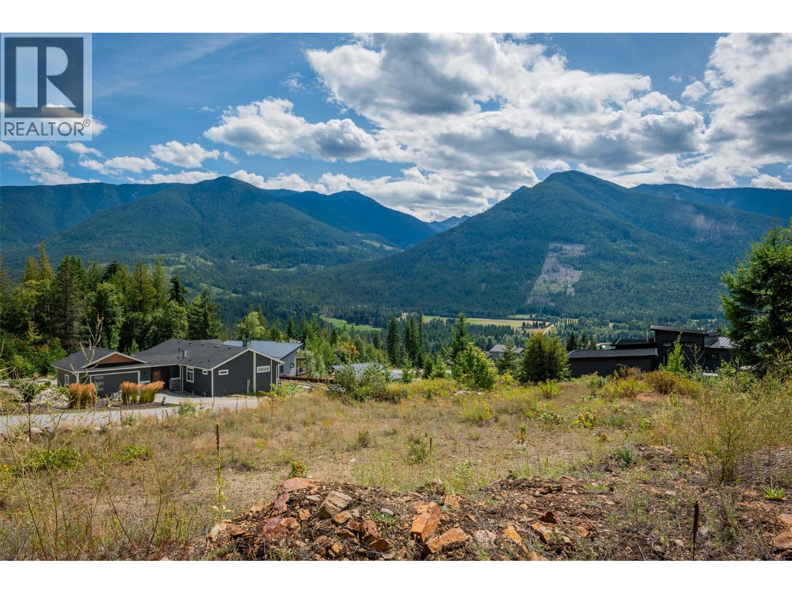 Photo 24 of 431 Buriview Drive, Nelson BC