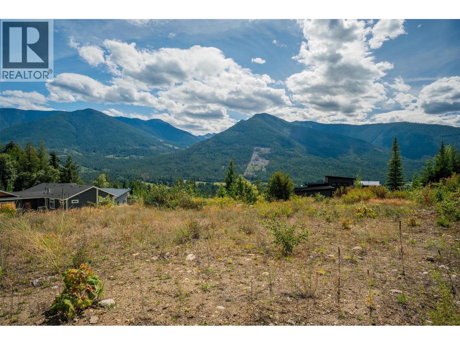 Photo 6 of 431 Buriview Drive, Nelson BC
