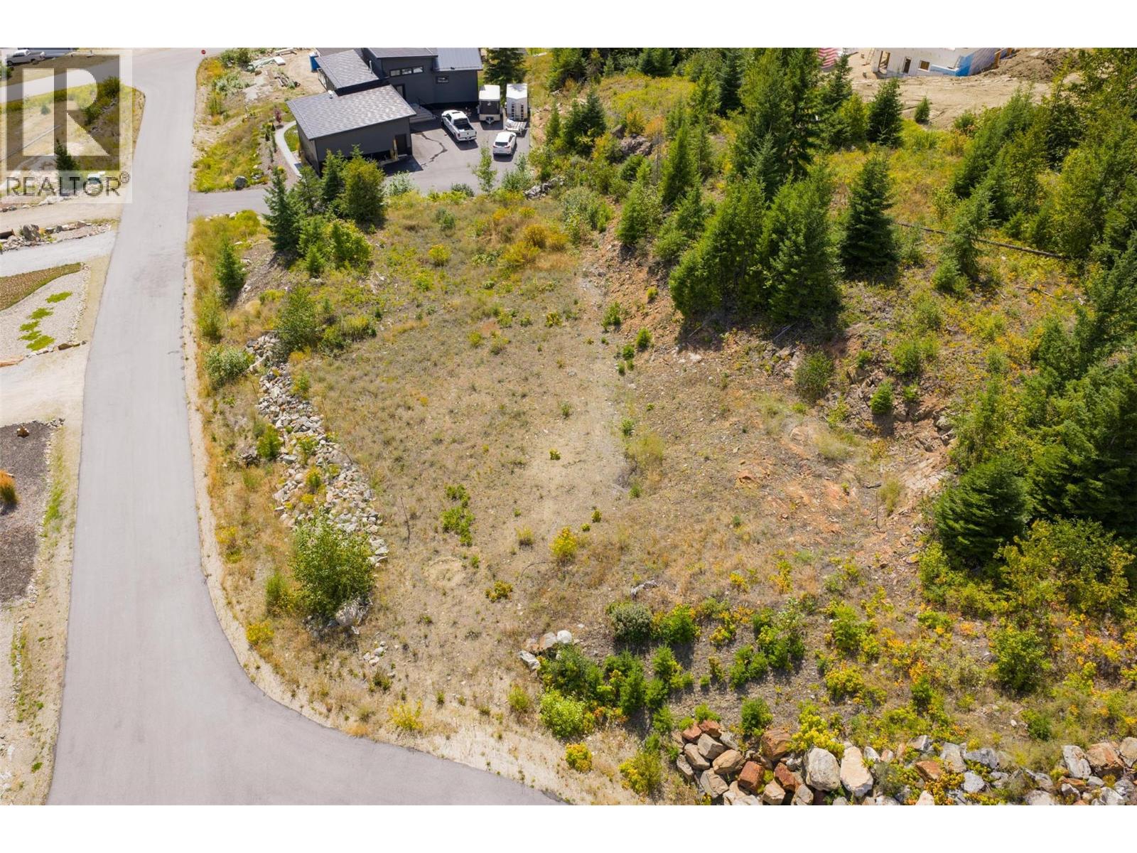 Photo 16 of 431 Buriview Drive, Nelson BC