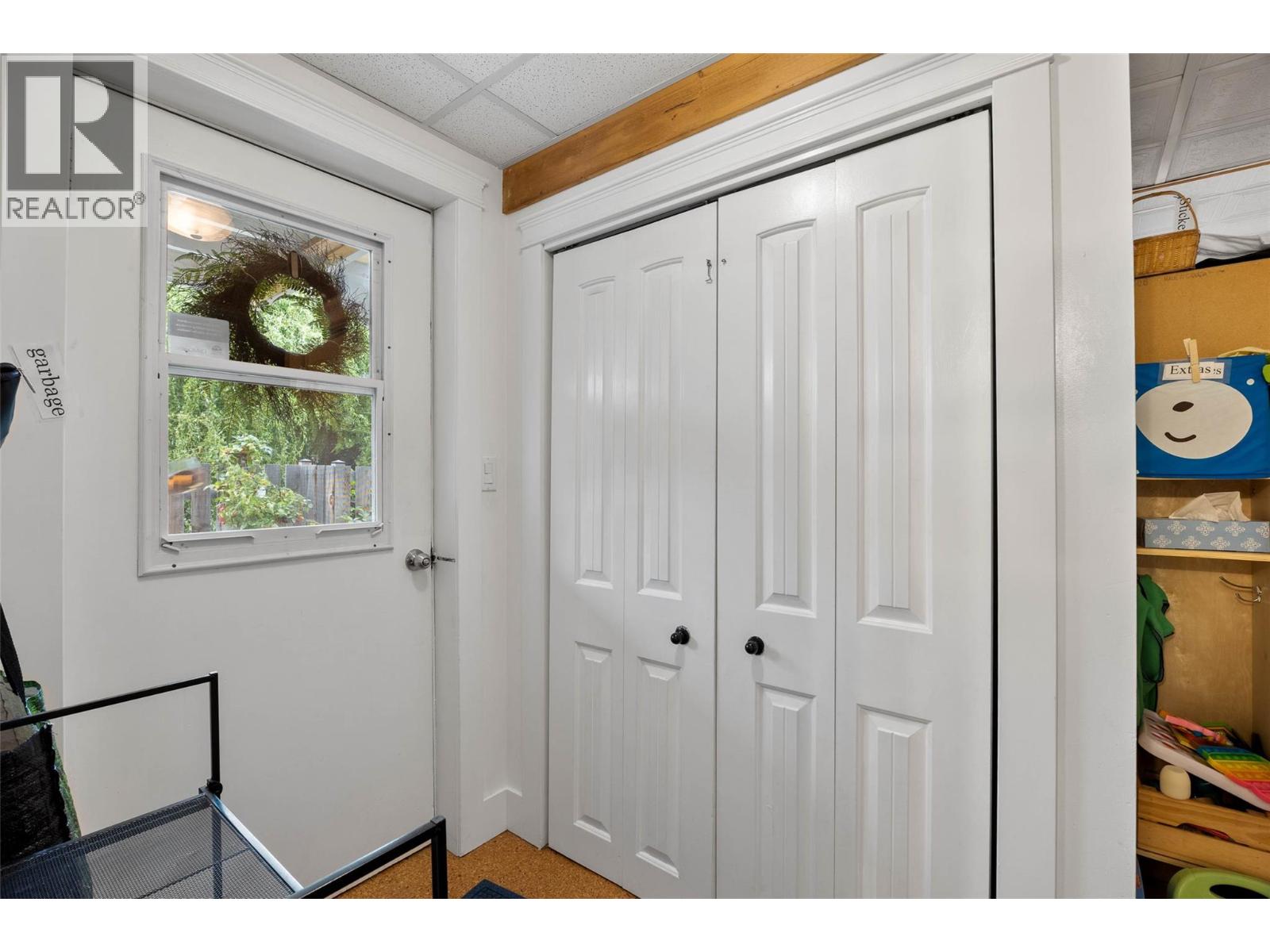 Photo 3 of 838 Nicola Street, Kamloops BC