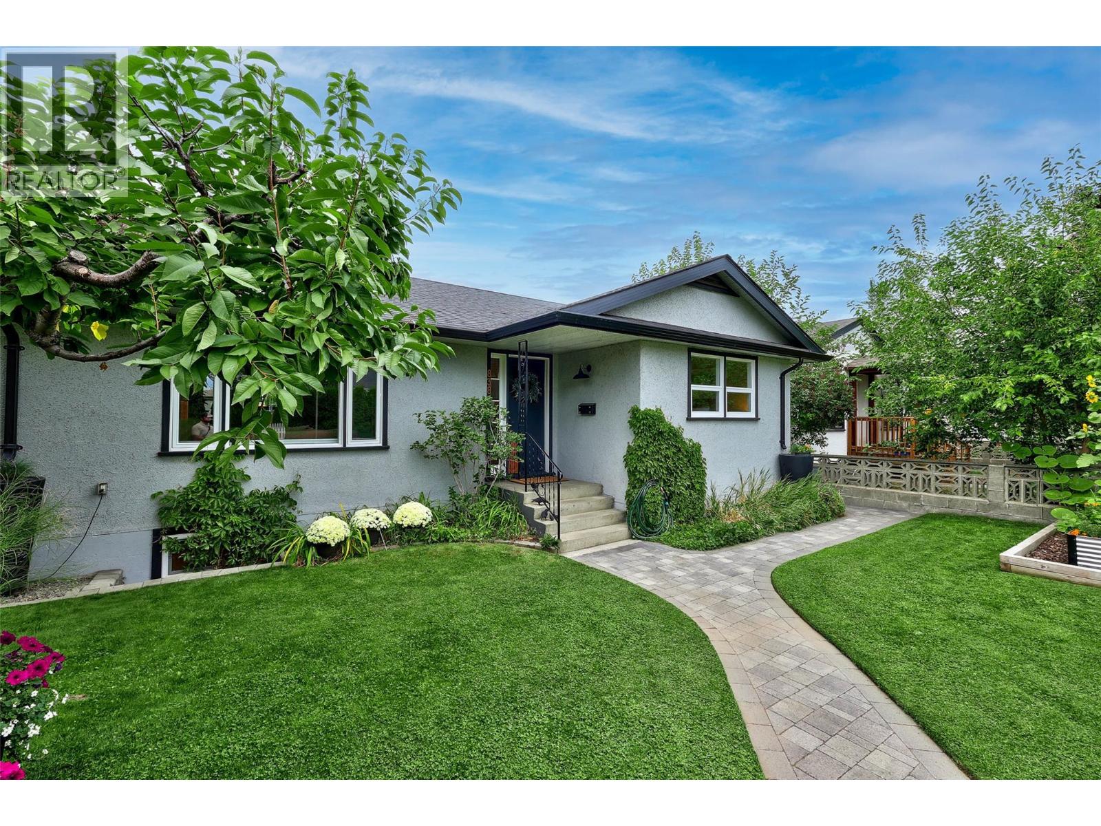 Photo 7 of 838 Nicola Street, Kamloops BC