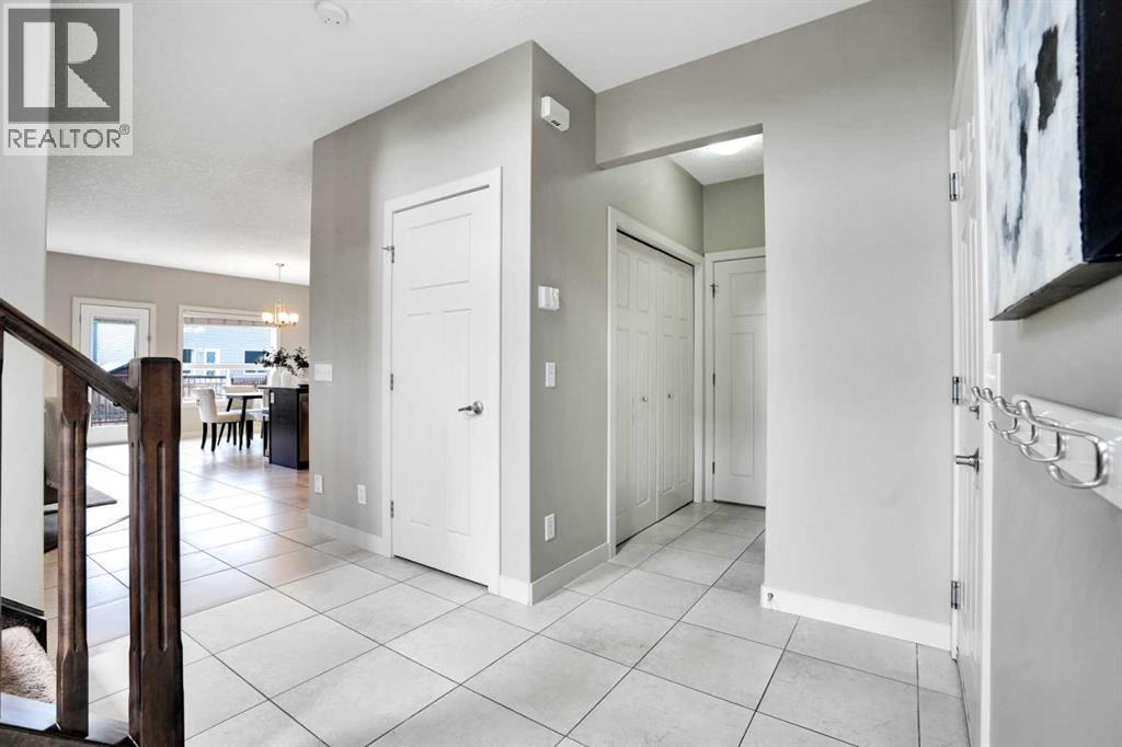 Single Family House for Sale in  Everhollow Street SW Evergreen Calgary 