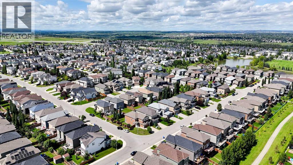 Single Family House for Sale in  Everhollow Street SW Evergreen Calgary 