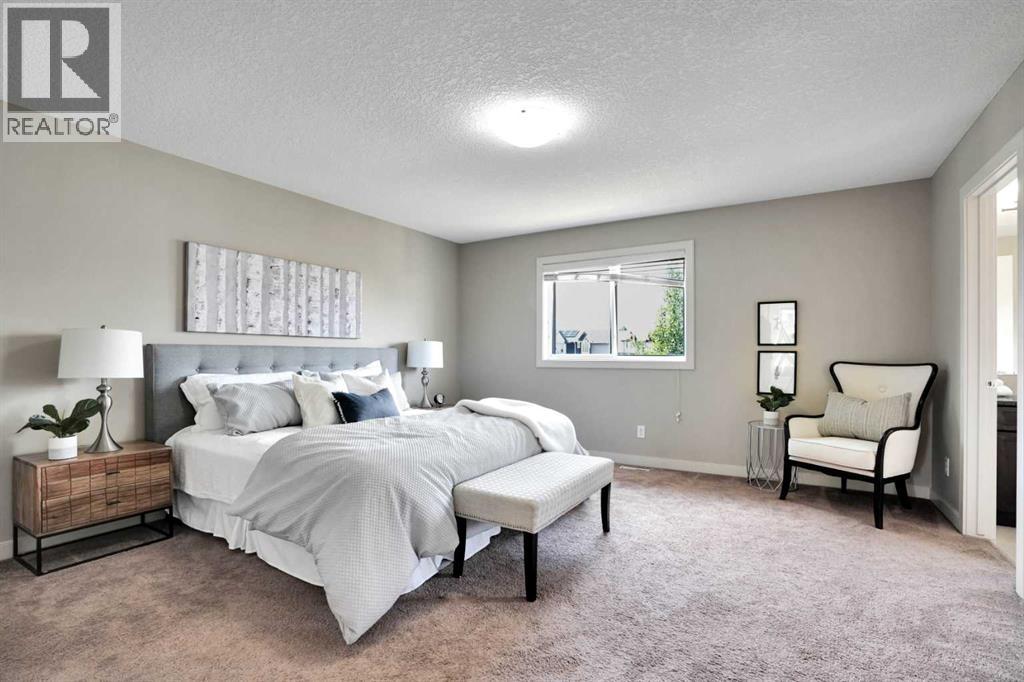 Single Family House for Sale in  Everhollow Street SW Evergreen Calgary 