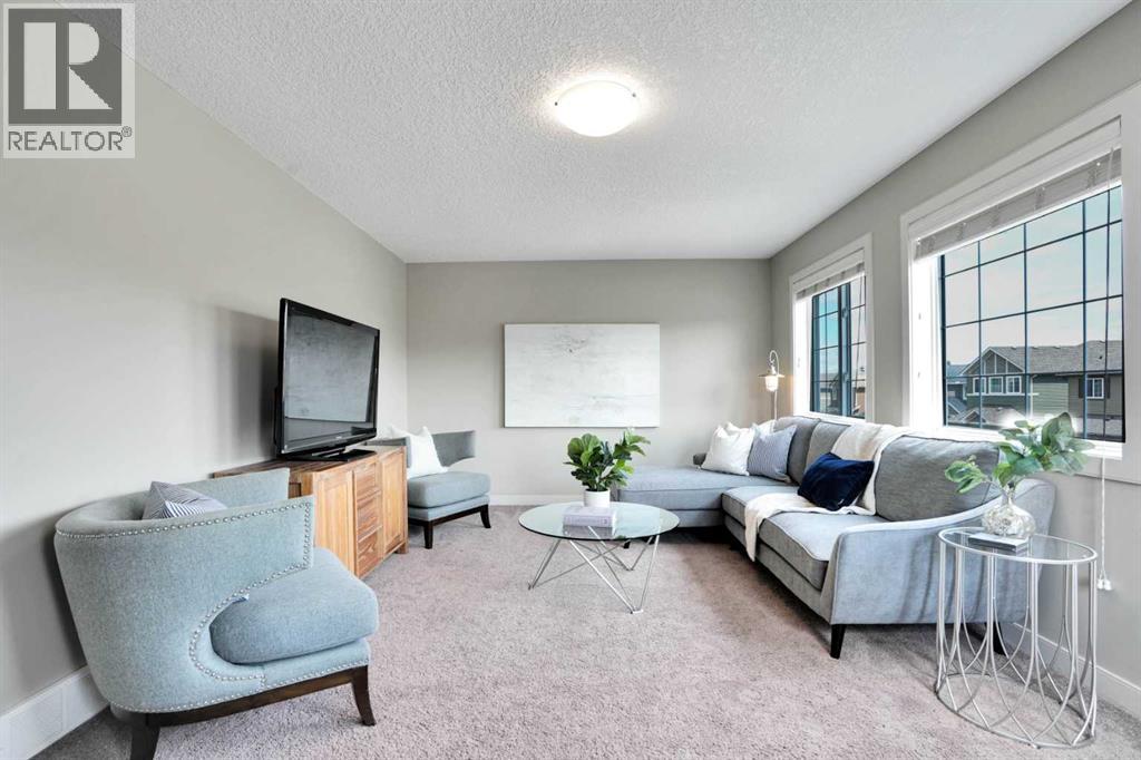 Single Family House for Sale in  Everhollow Street SW Evergreen Calgary 