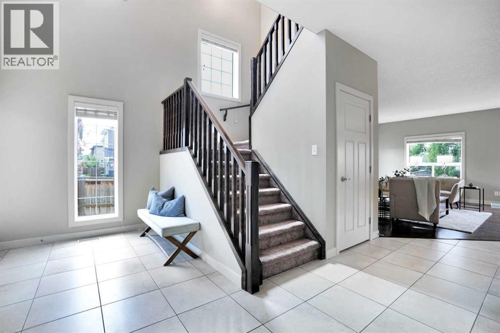 Single Family House for Sale in  Everhollow Street SW Evergreen Calgary 