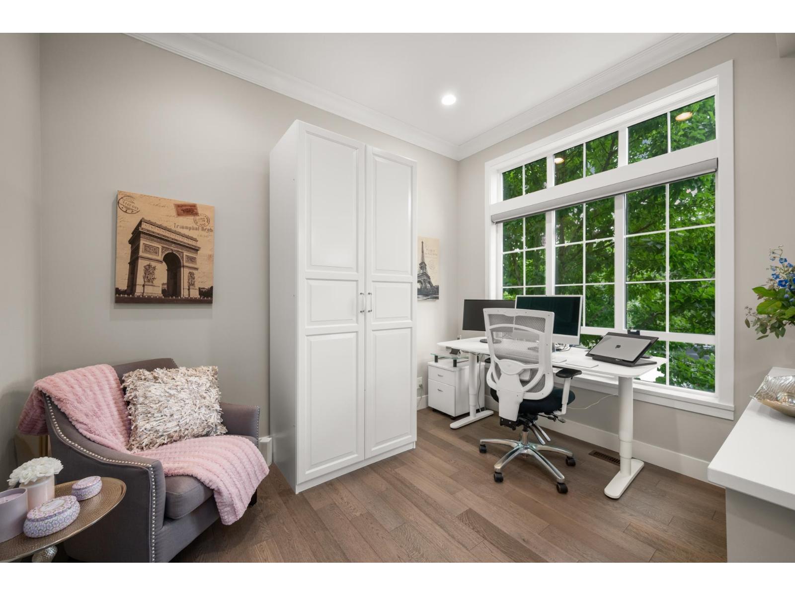 Photo 6 of 15868 Mountain View Drive, Surrey BC