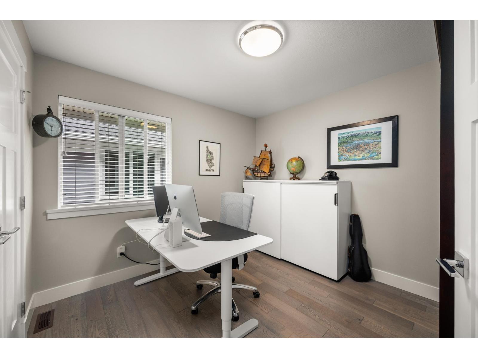 Photo 23 of 15868 Mountain View Drive, Surrey BC