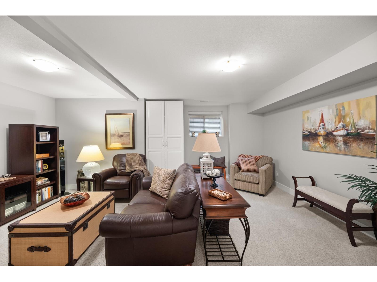 Photo 25 of 15868 Mountain View Drive, Surrey BC