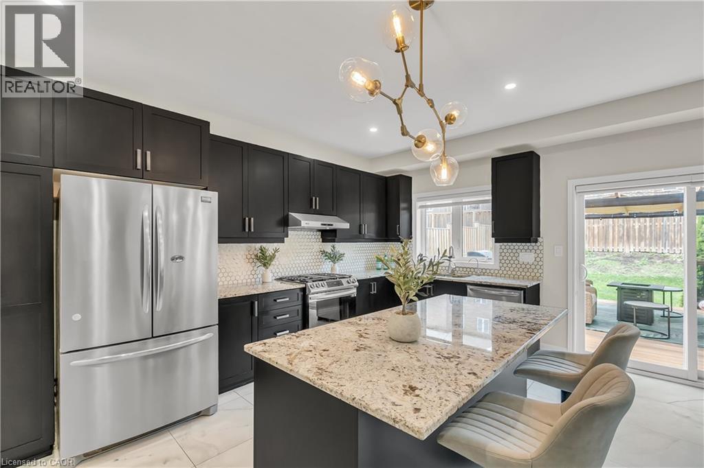 Photo 4 of 214 Blair Creek Drive, Kitchener ON