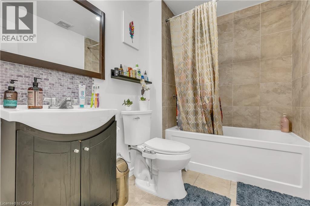 Photo 48 of 214 Blair Creek Drive, Kitchener ON