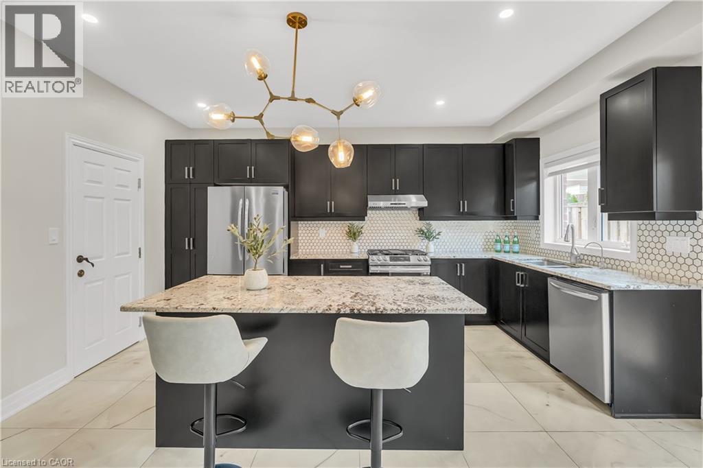 Photo 3 of 214 Blair Creek Drive, Kitchener ON