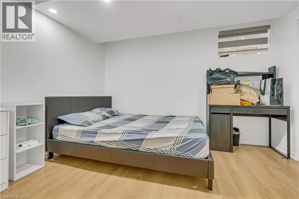 Photo 14 of 214 Blair Creek Drive, Kitchener ON