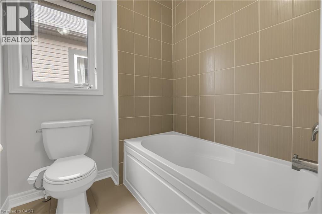 Photo 26 of 214 Blair Creek Drive, Kitchener ON