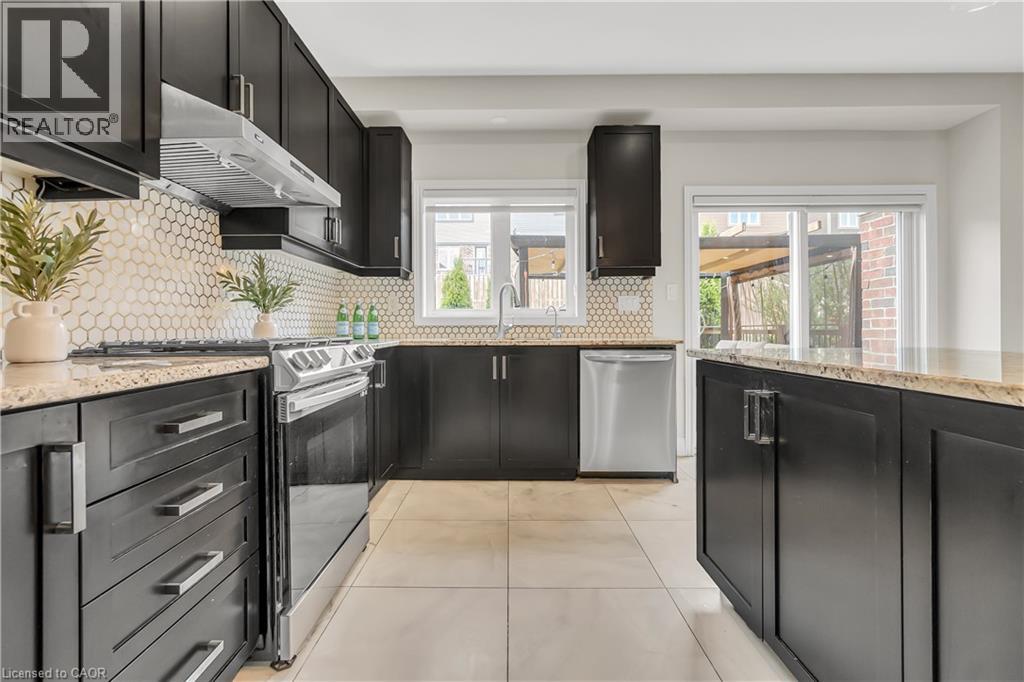 Photo 34 of 214 Blair Creek Drive, Kitchener ON