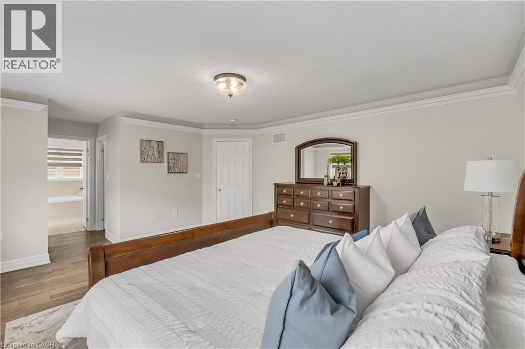Photo 47 of 214 Blair Creek Drive, Kitchener ON