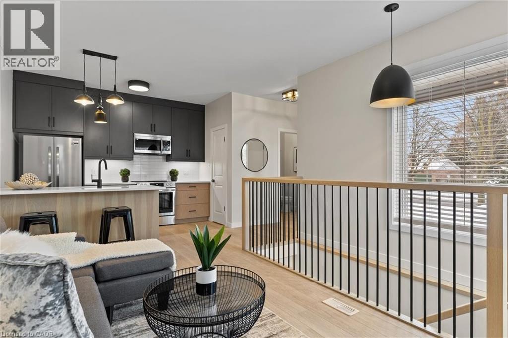 Photo 2 of 2 Pipers Green Court, Kitchener ON