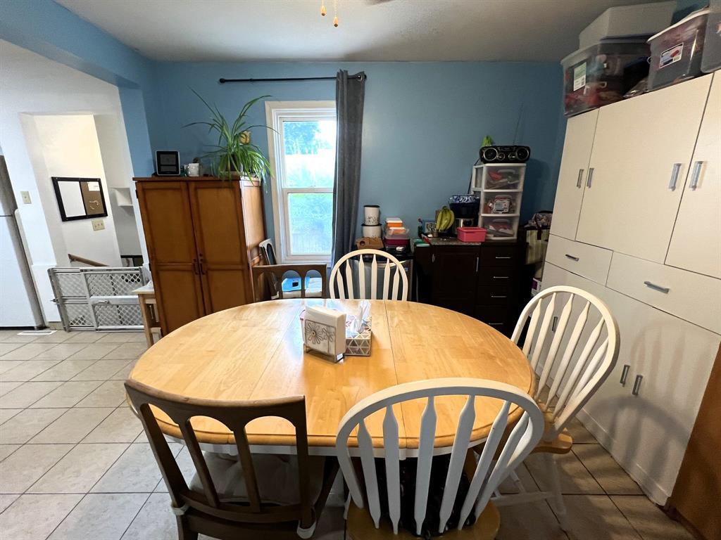Photo 10 of 47 Dundurand Avenue, Winnipeg MB