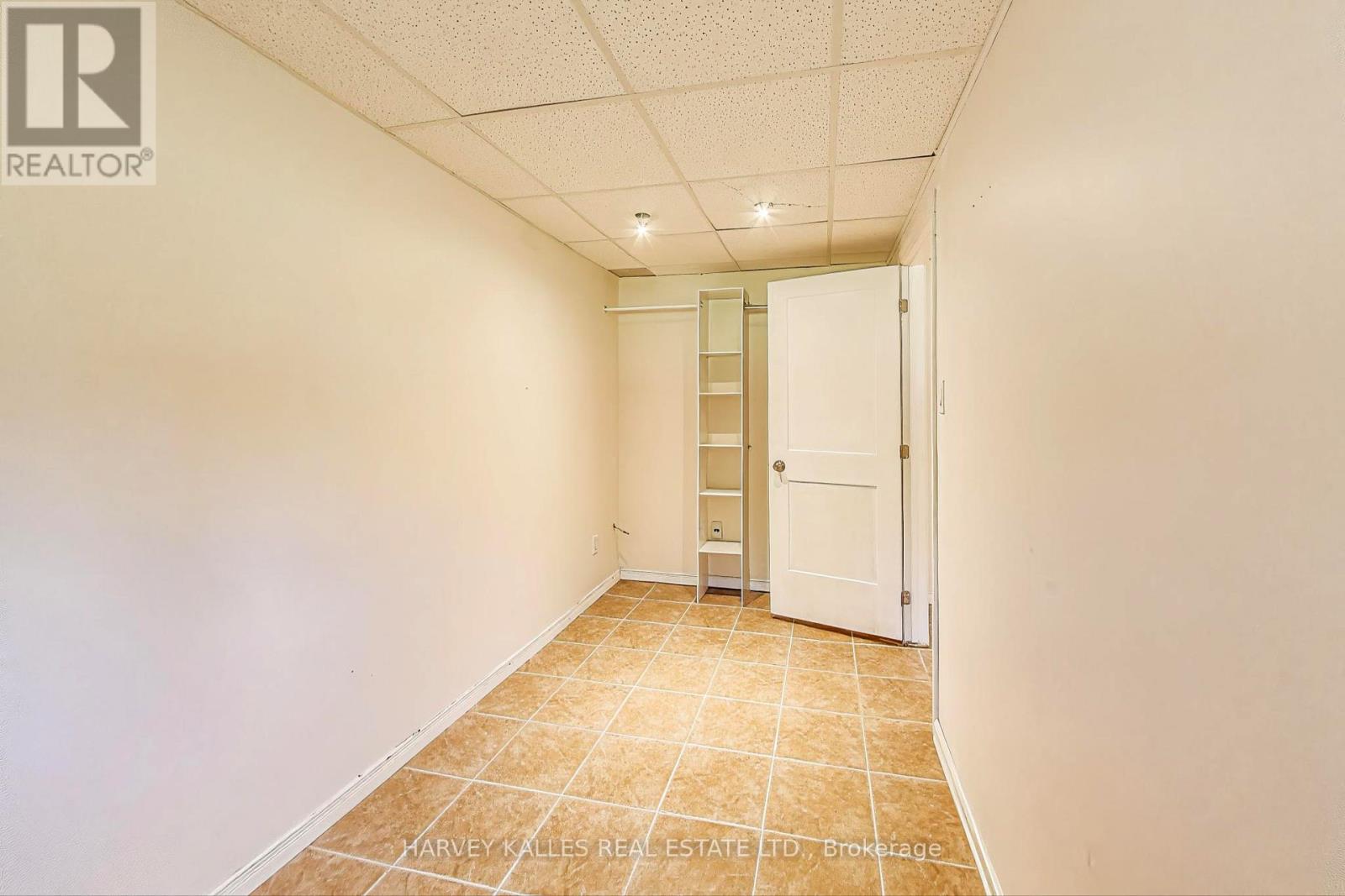 Photo 29 of 197 Park Avenue, East Gwillimbury ON