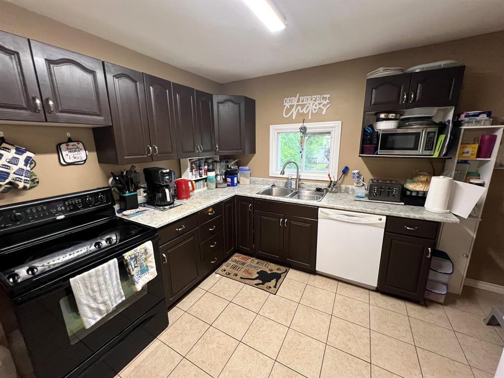 Photo 8 of 47 Dundurand Avenue, Winnipeg MB