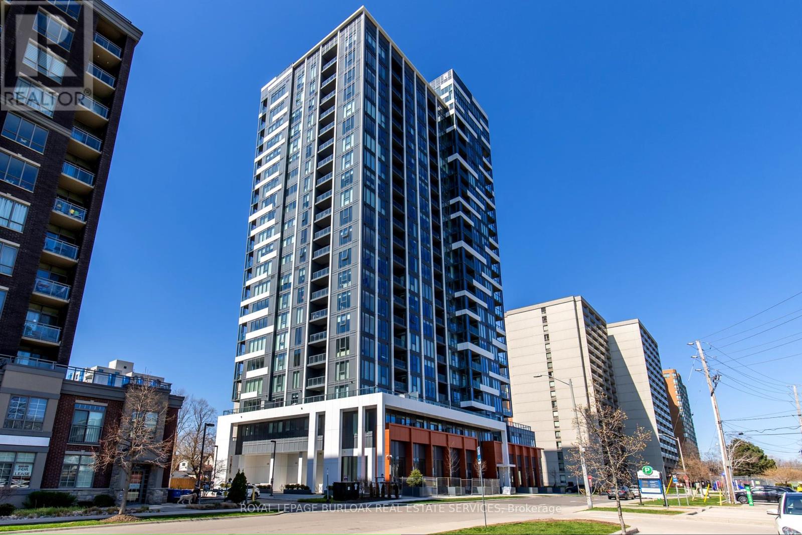 Photo 3 of 604 500 Brock Avenue, Burlington ON