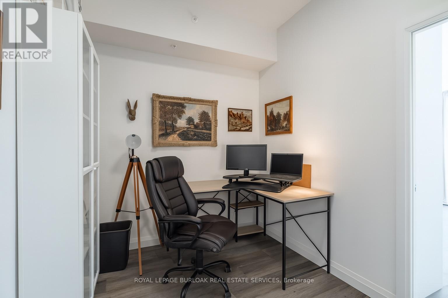 Photo 13 of 604 500 Brock Avenue, Burlington ON