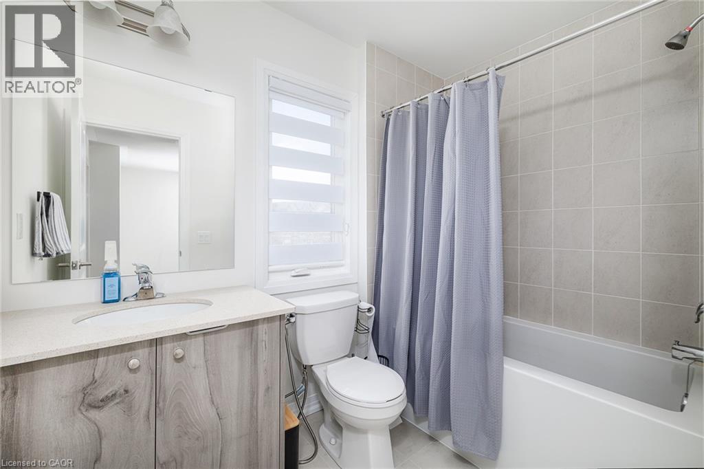 Photo 20 of 469 Provident Way, Mount Hope ON