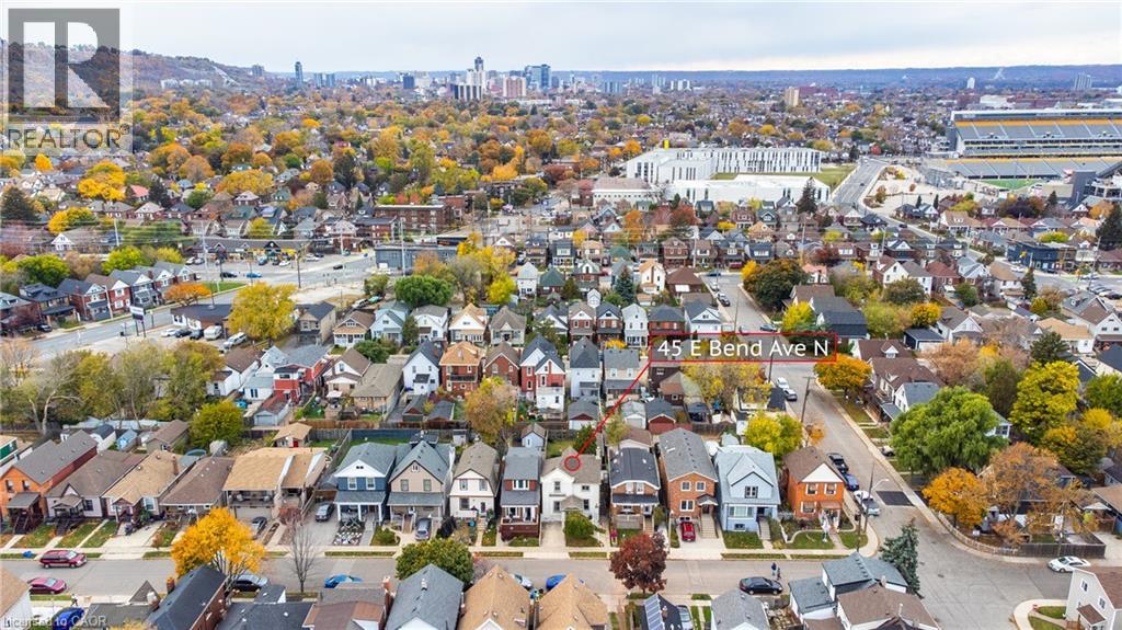 Photo 4 of 45 East Bend Avenue N, Hamilton ON