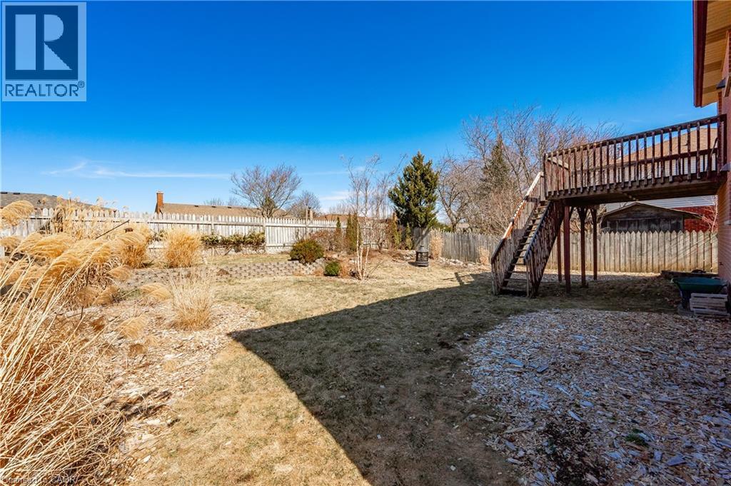 Photo 35 of 26 Brazolot Drive, Guelph ON