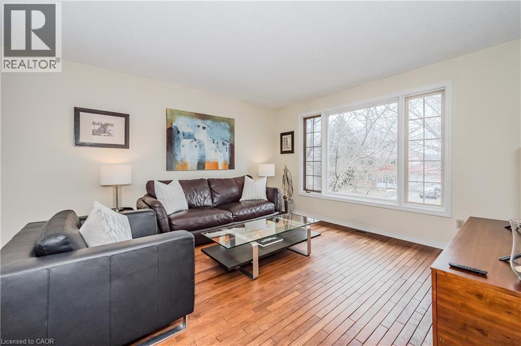 Photo 15 of 26 Brazolot Drive, Guelph ON