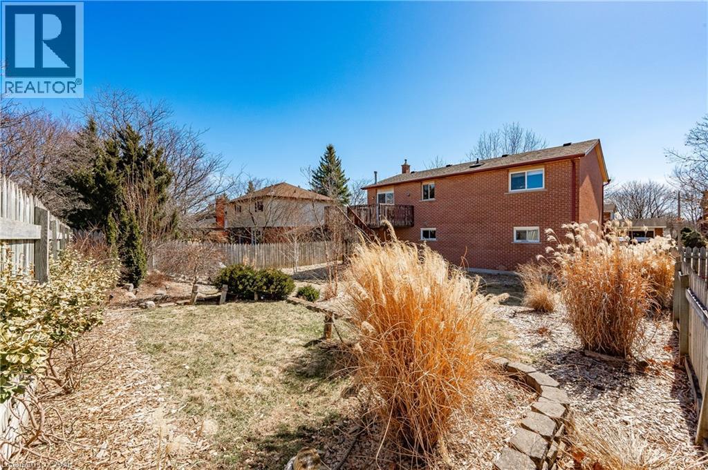 Photo 21 of 26 Brazolot Drive, Guelph ON
