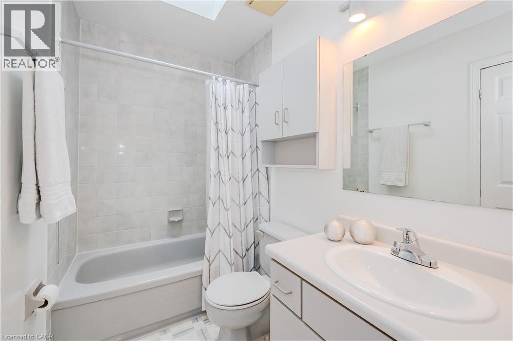 Photo 32 of 26 Brazolot Drive, Guelph ON