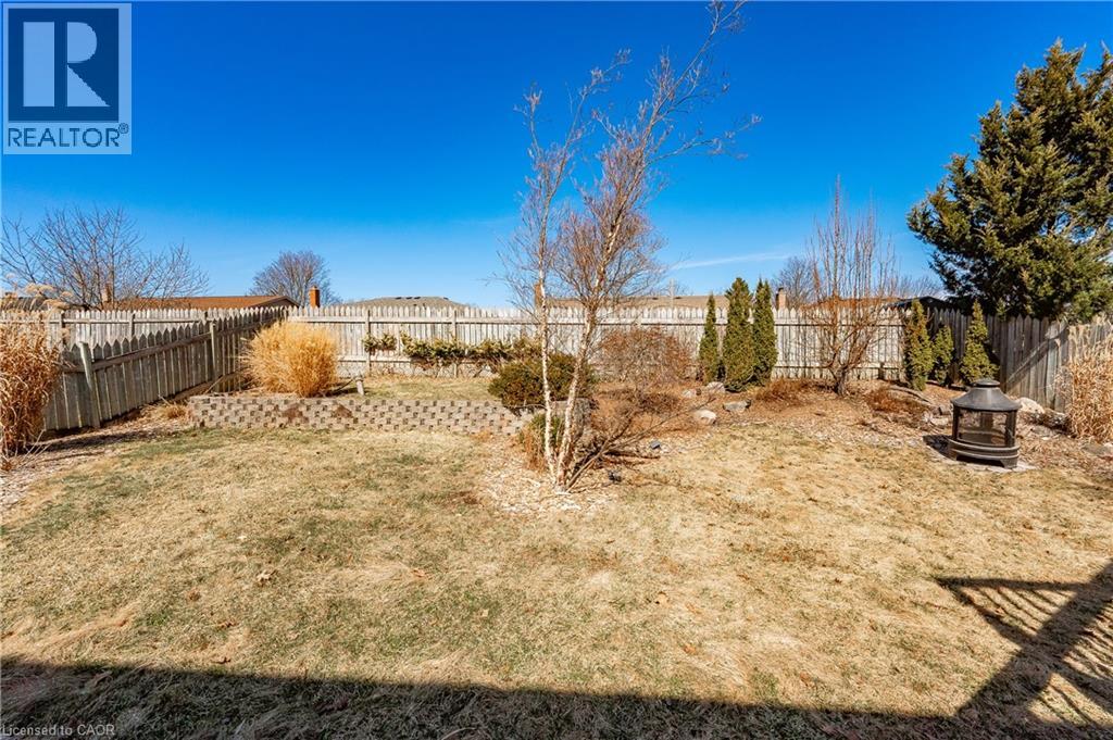 Photo 3 of 26 Brazolot Drive, Guelph ON