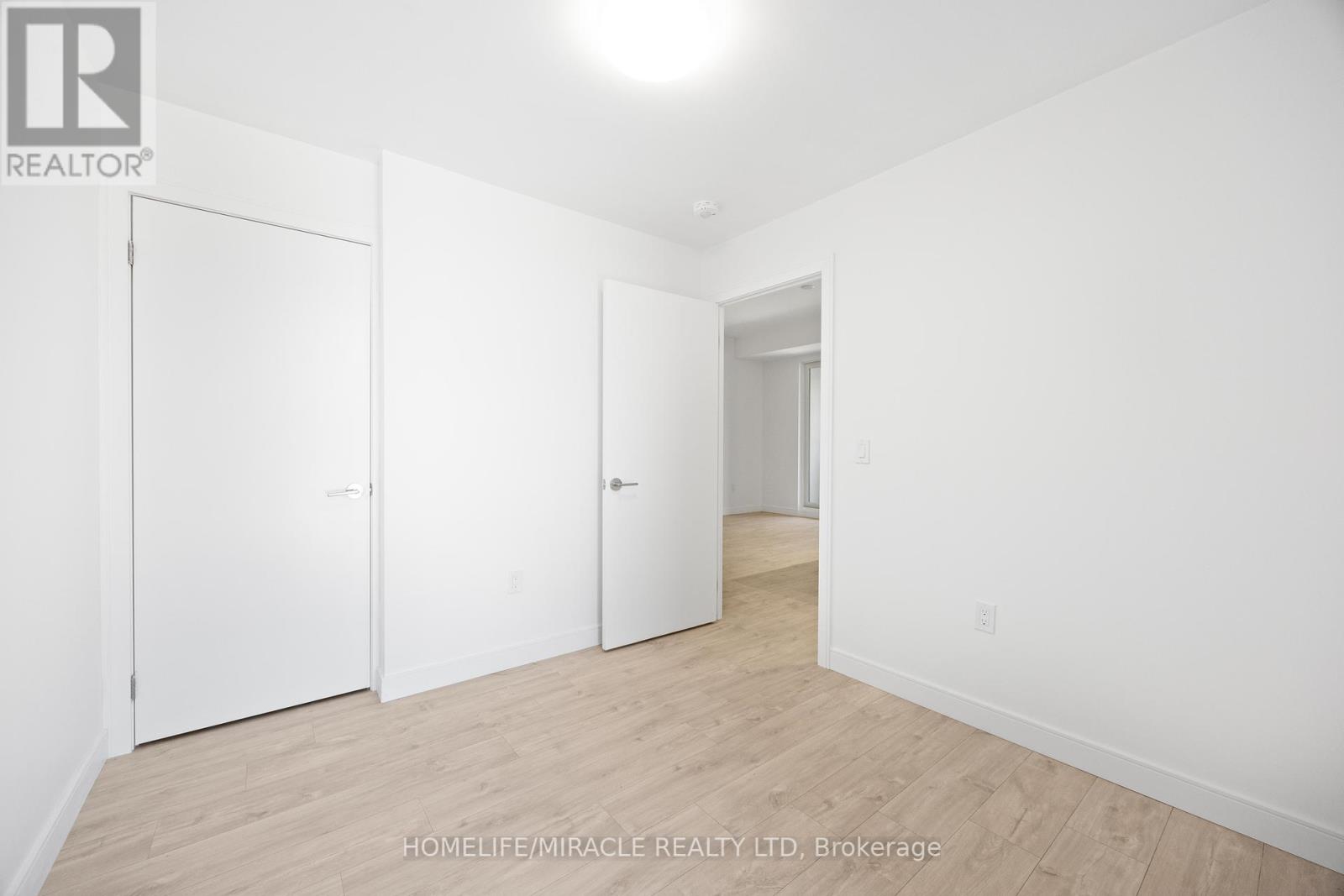 Photo 9 of 9 174 Clonmore Drive, Toronto ON