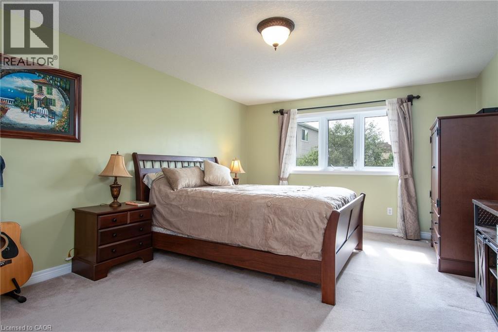 Photo 11 of 11 Apple Ridge Drive, Kitchener ON