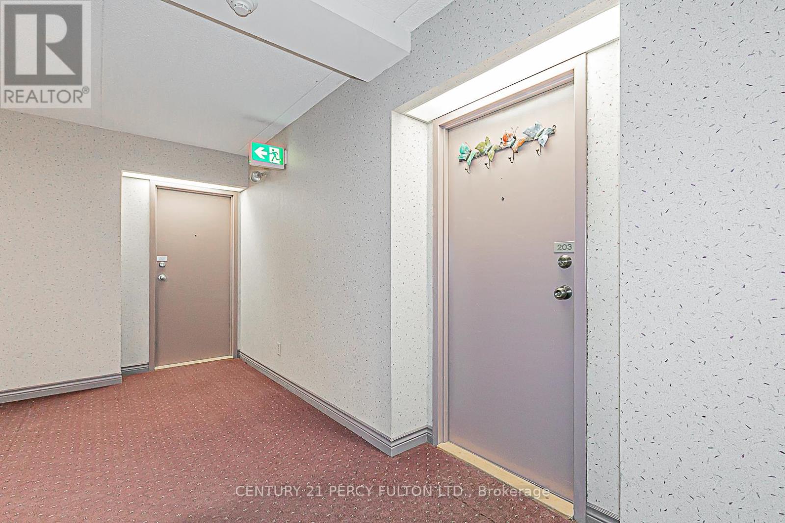 Photo 19 of 203 249 Major Mackenzie Drive E, Richmond Hill ON