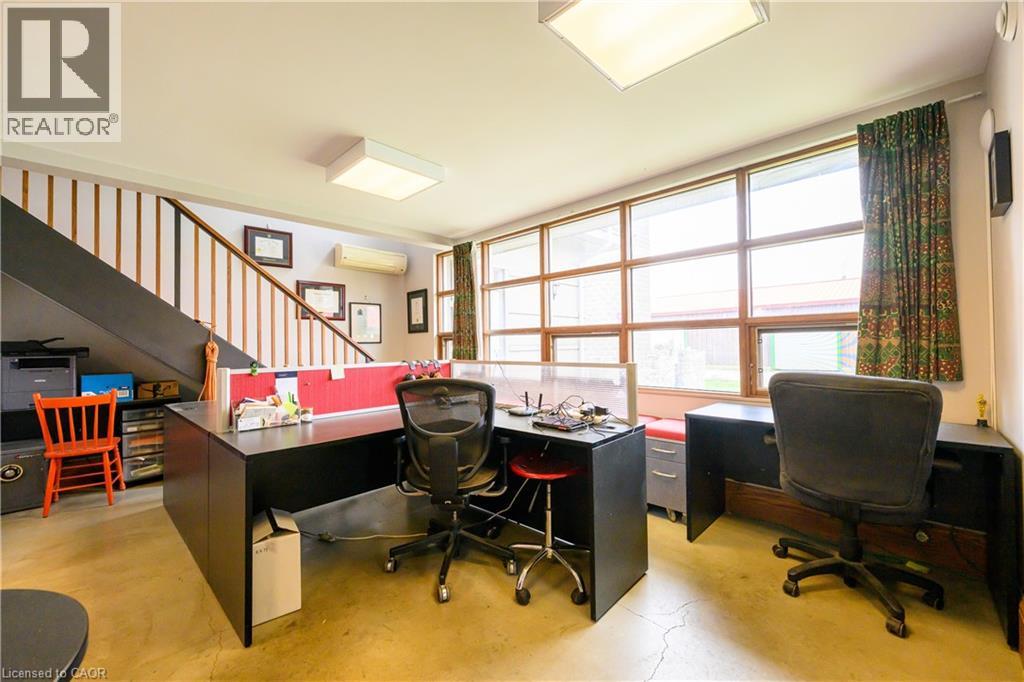 Photo 11 of 3749 Walker Road, Lincoln ON