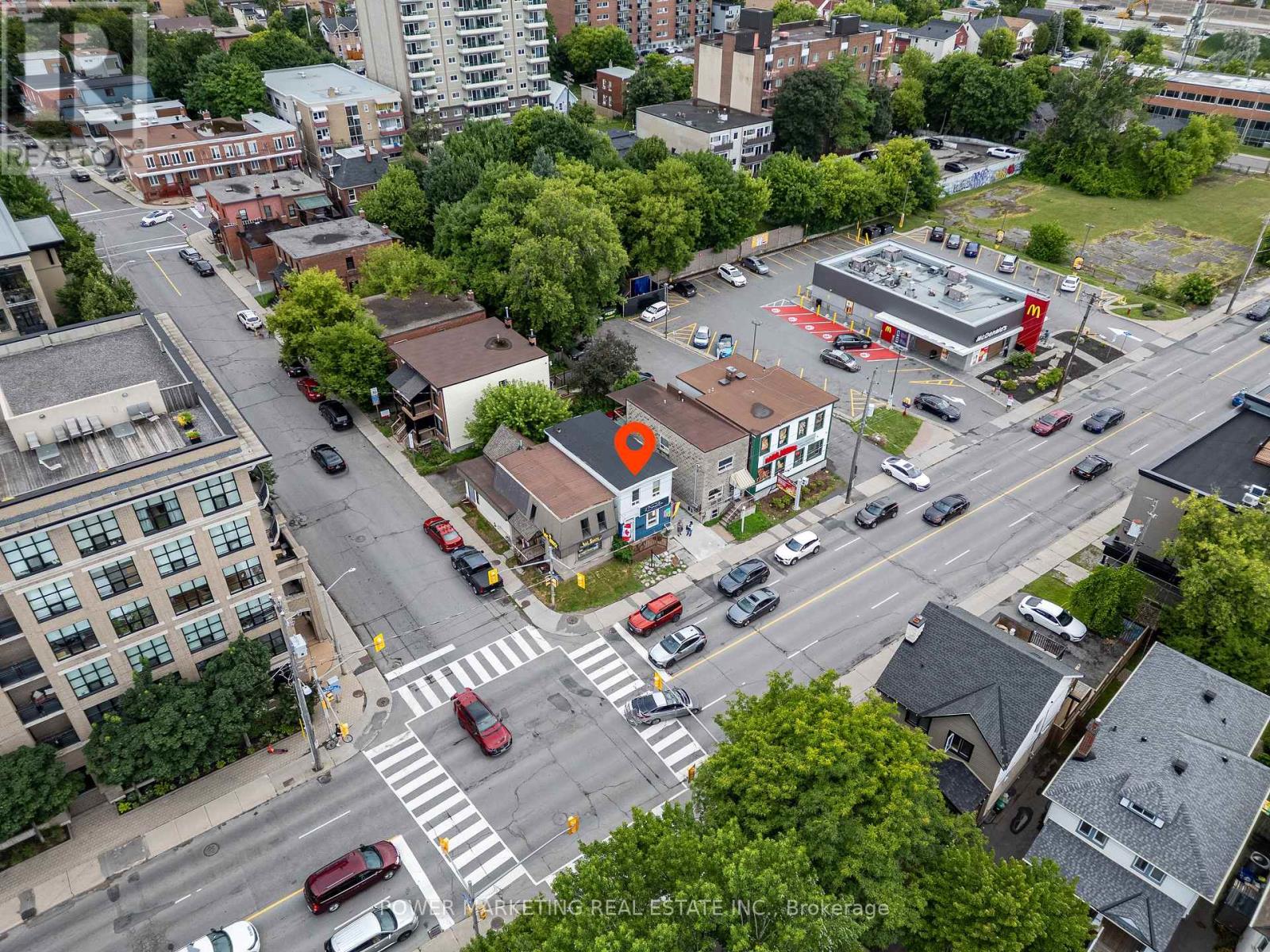 Photo 13 of 684 Bronson Avenue, Ottawa ON