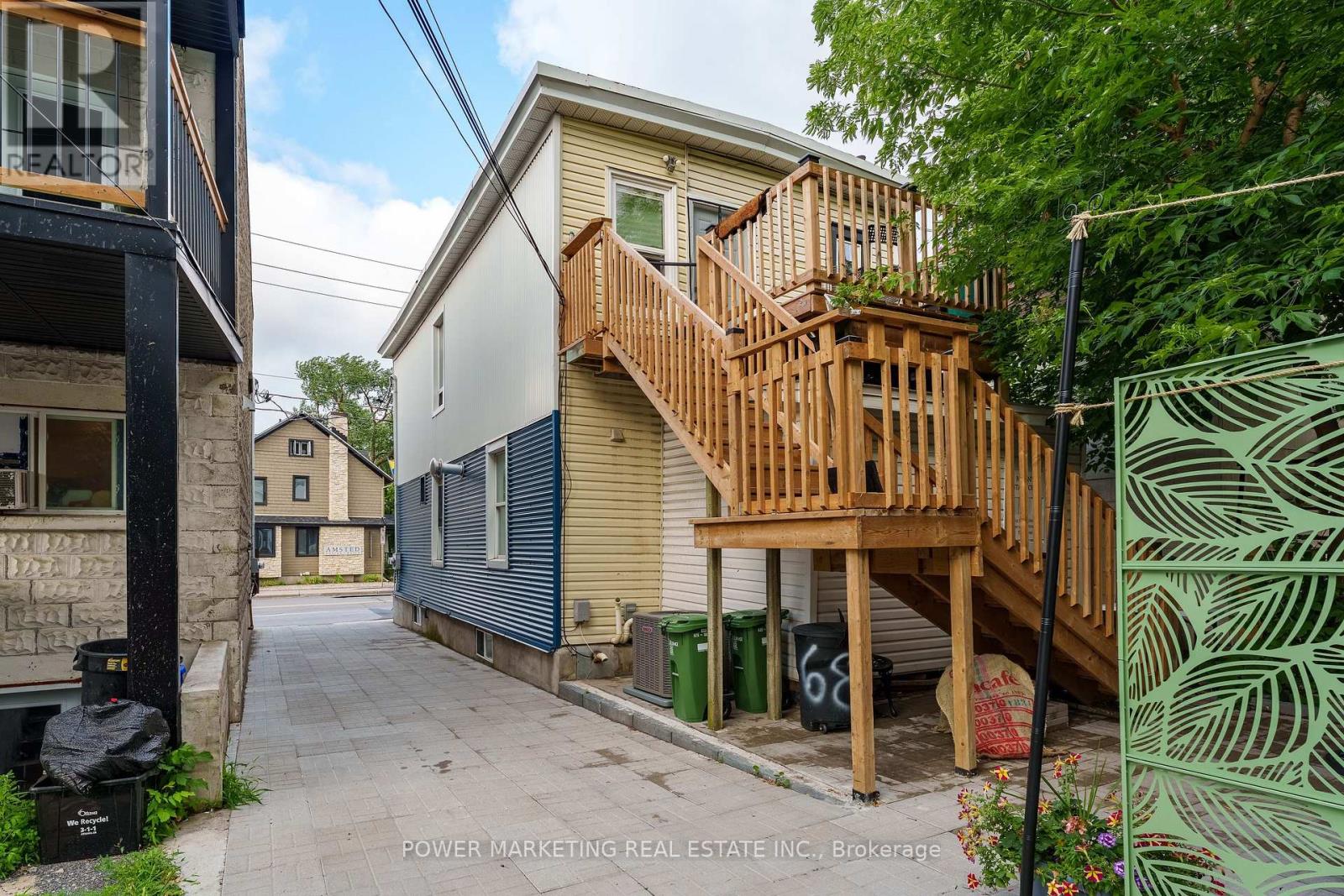 Photo 2 of 684 Bronson Avenue, Ottawa ON