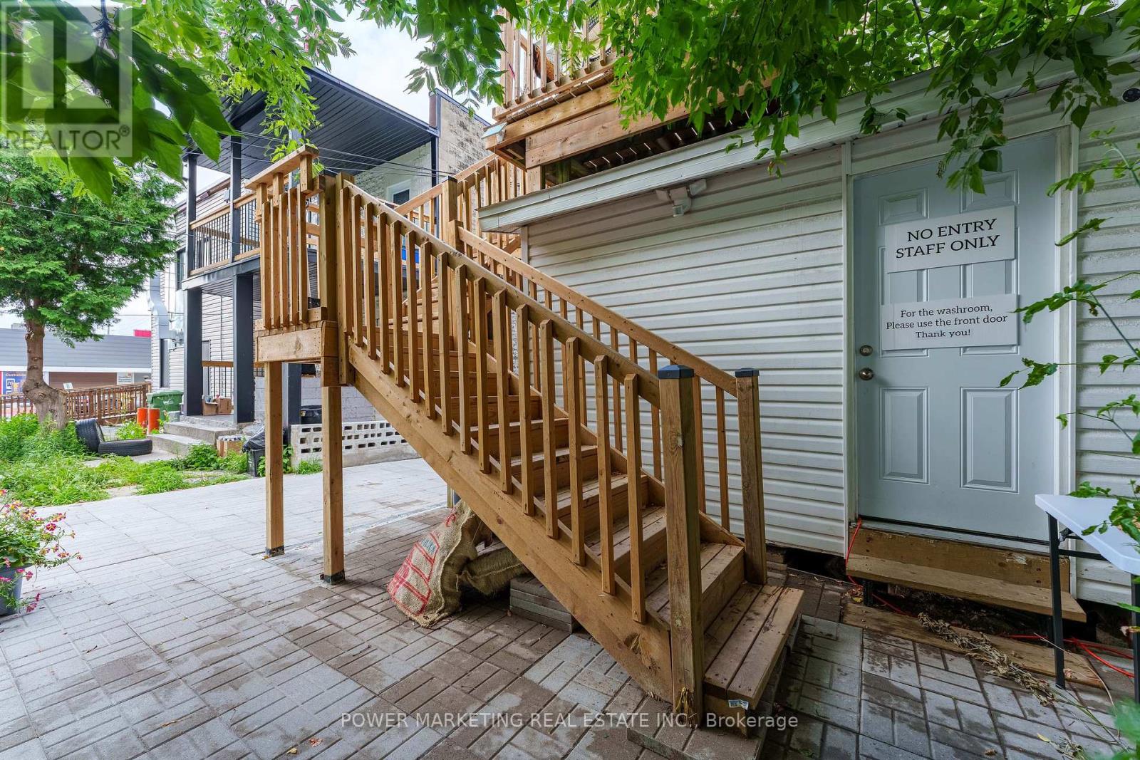 Photo 12 of 684 Bronson Avenue, Ottawa ON