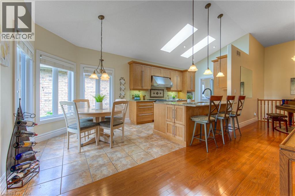 Photo 14 of 22 Orchard Way, New Hamburg ON